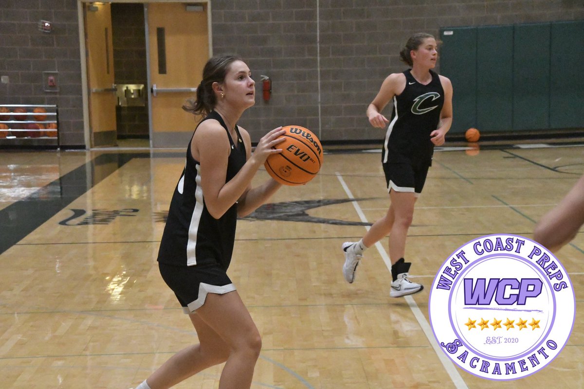 WCPSacramento's tweet photo. Not many like Colfax. 

Keep moving them up divisions and they will keep winning.

Two straight state championship berths. We’re expecting another run in 2024-25. 

Incredible multi-sport talents (some playing hoops and soccer in the same season!), great coaching https://t.co/LRkt0UMS4G