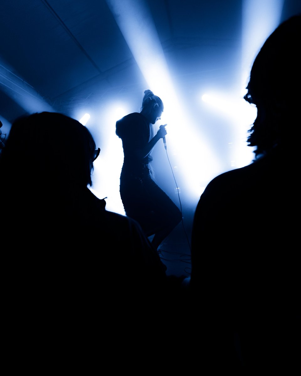 PositiveEducati's tweet image. La grande prêtresse Aïsha Devi est aussi parmi nous.

📸 @neekketsu