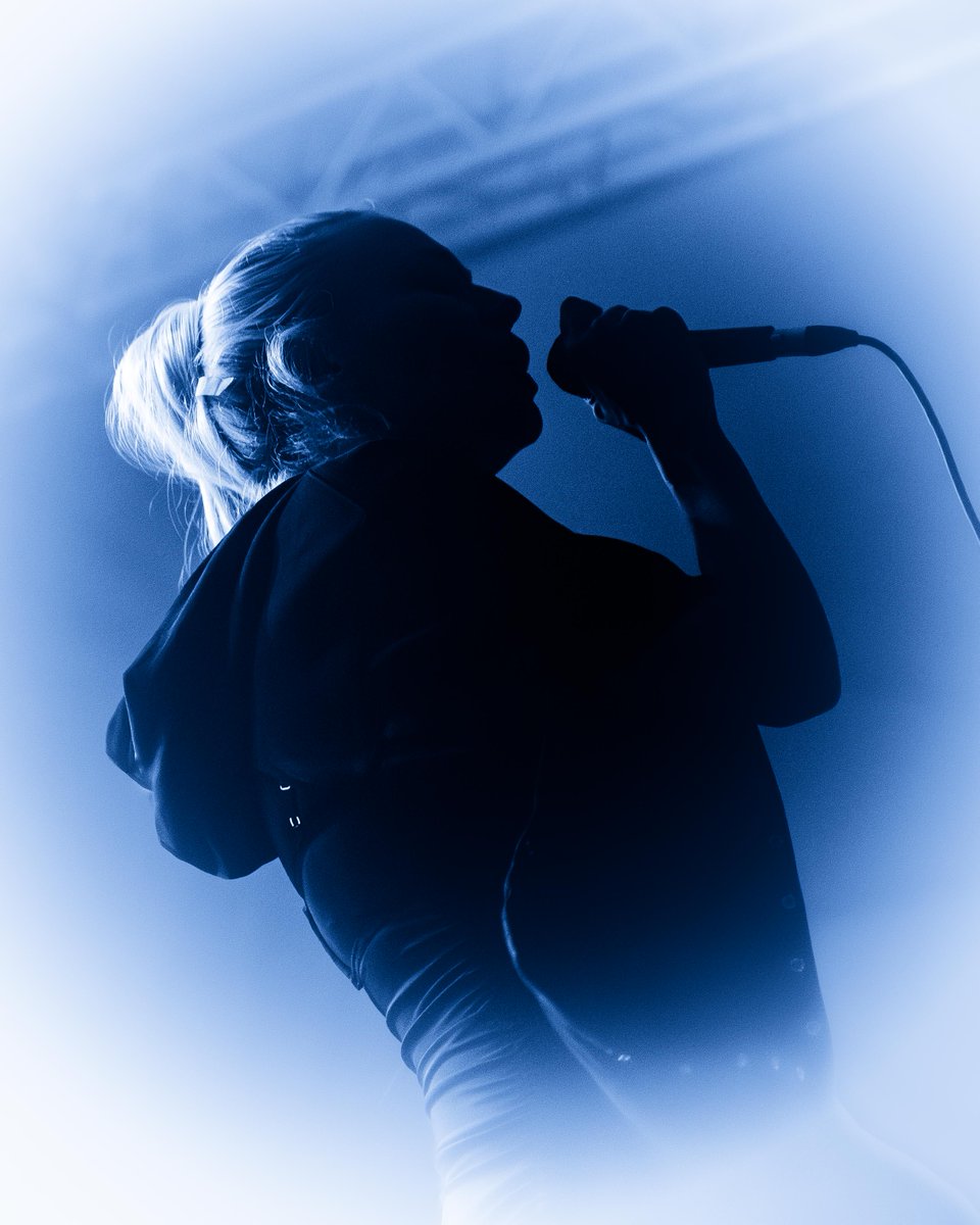 PositiveEducati's tweet image. La grande prêtresse Aïsha Devi est aussi parmi nous.

📸 @neekketsu