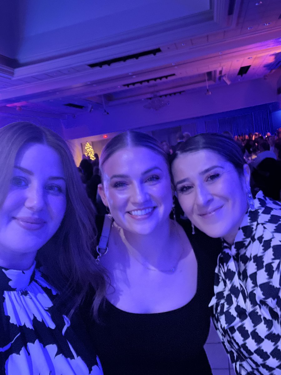 Mlle McCallen tweet media