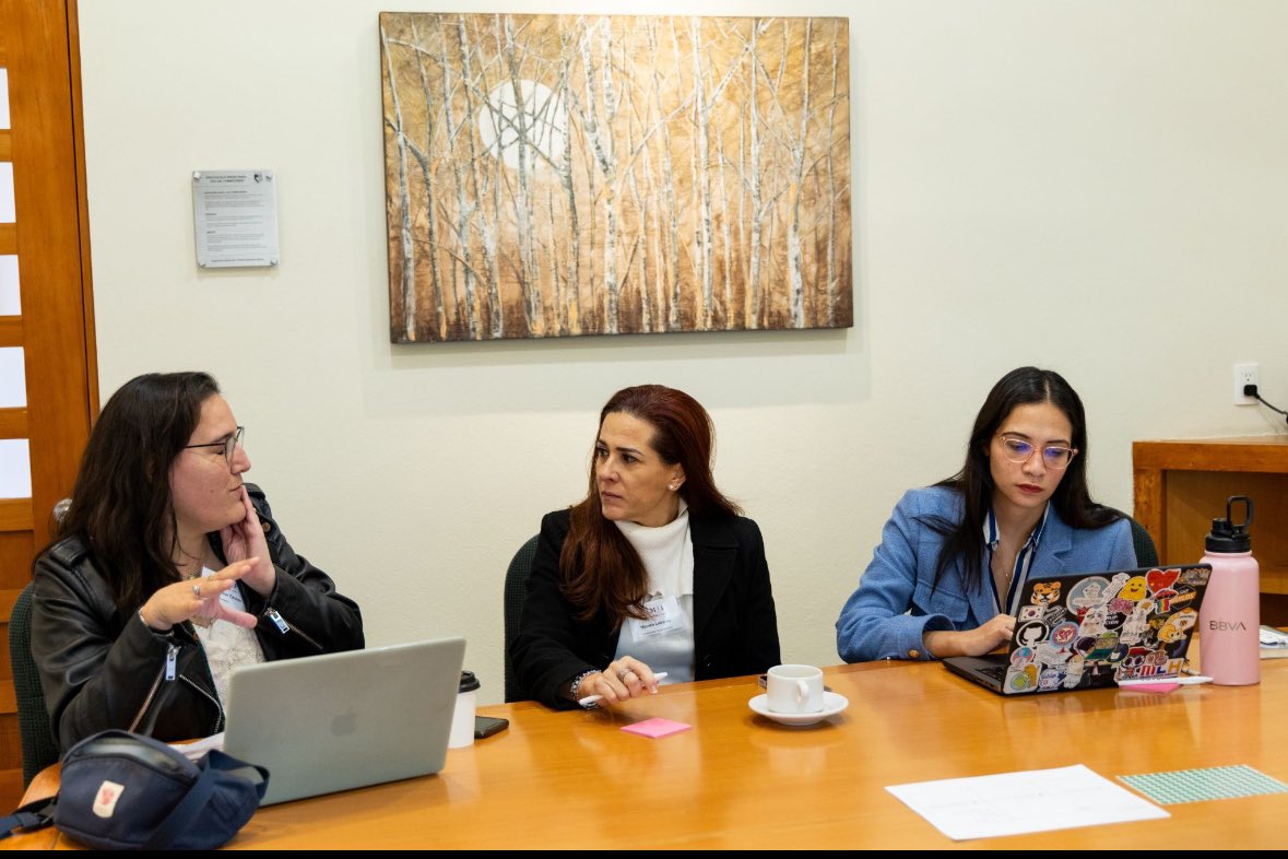 Mónica Laborda tweet media