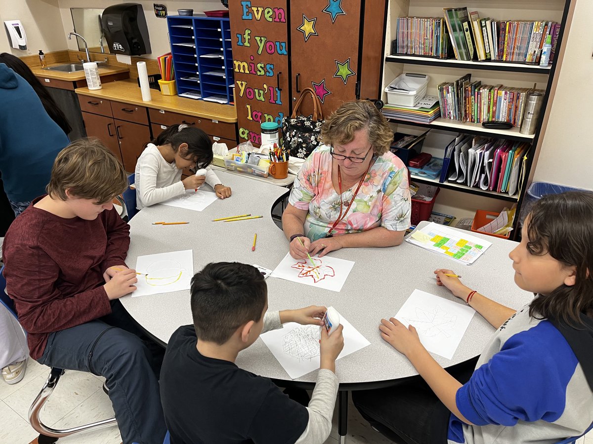 CmsJuckett's tweet photo. Salt art with our fifth grade buddies. Everyone had a great time working together and getting to know each other. ⁦@NicoleMusarra⁩ ⁦@CMSmtolive⁩ https://t.co/gkkcsOcIaW