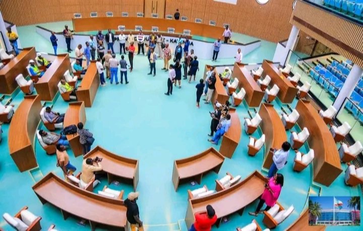 ErickMbuyi84021's tweet photo. #RDCI🇨🇩 Haut-katanga : #Infrastructure ; Le Président Félix Antoine Tshisekedi attendu ce samedi 16 novembre à Lubumbashi. Sa visite s'inscrit dans le cadre de l'inauguration du nouveau bâtiment de l'Assemblée pronviciale. https://t.co/OlvSeo00C5