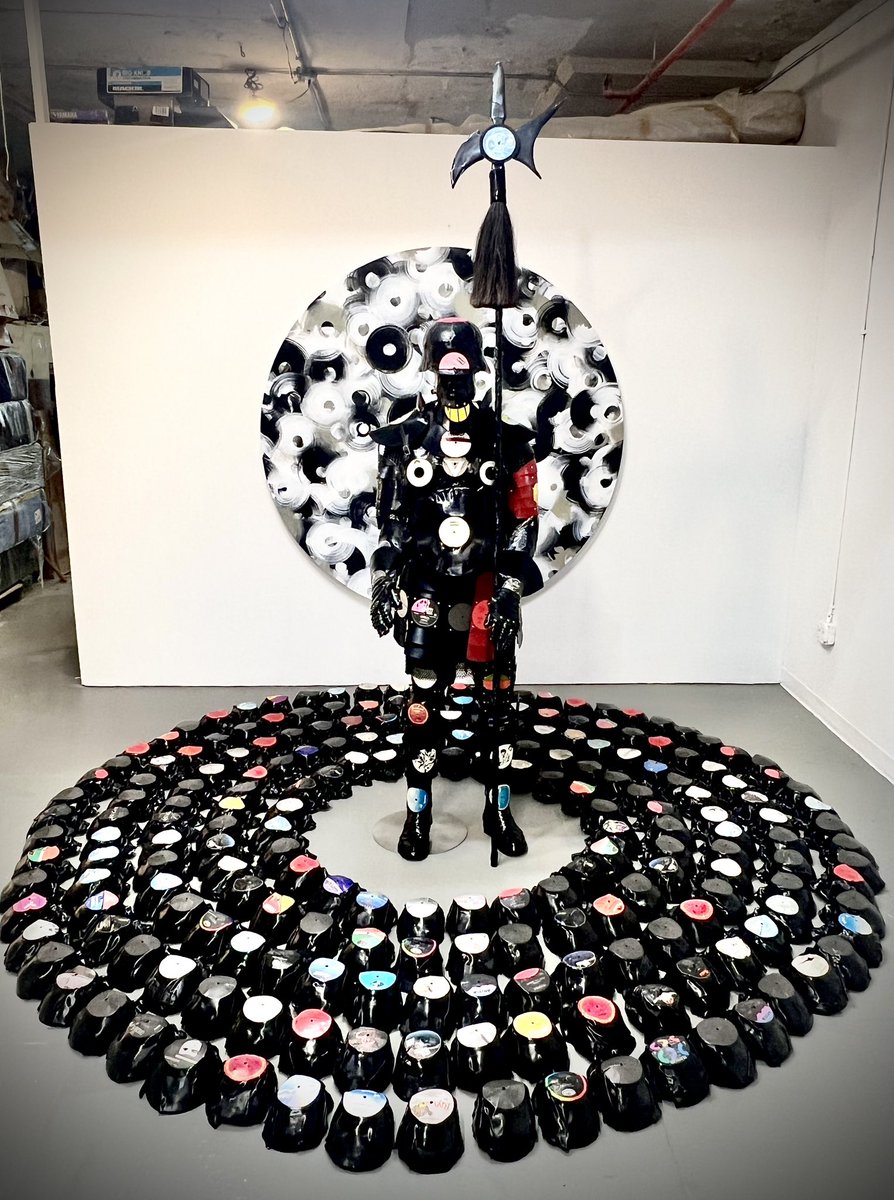 Never Records tweet media