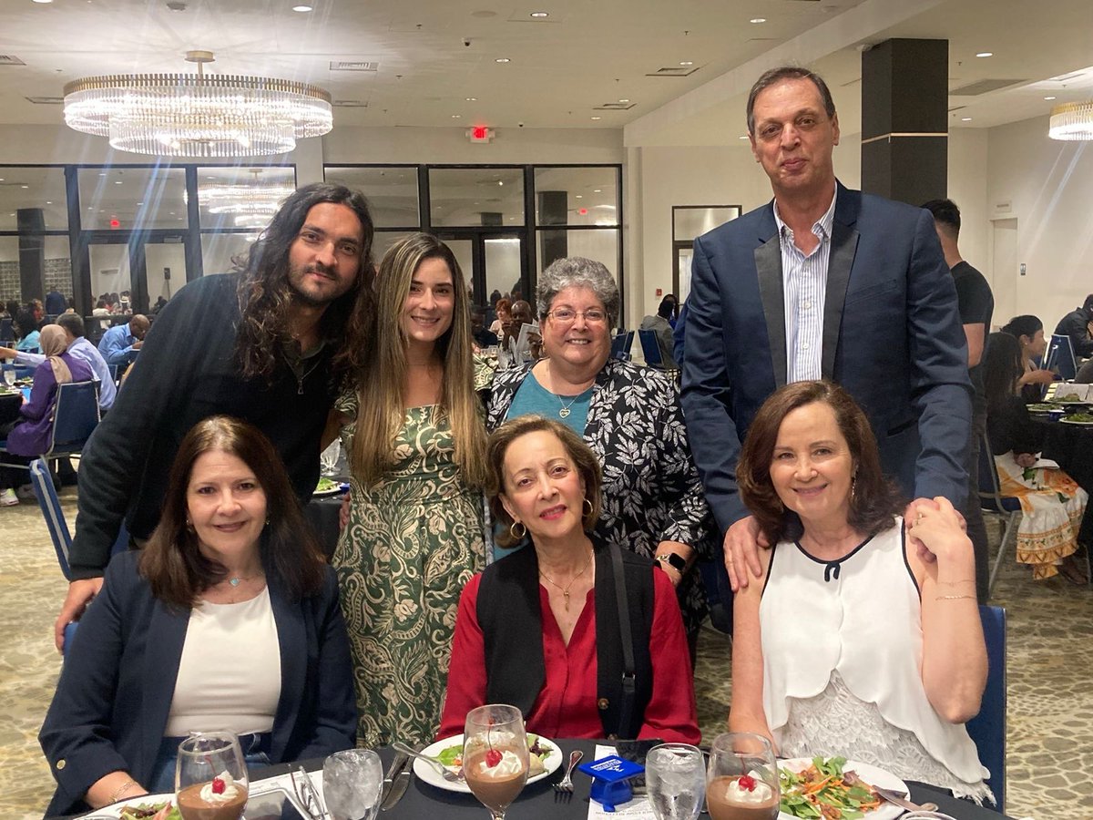 ACEofBocaHigh's tweet image. Congratulations, Adult Learner Essay writers! Your stories of triumph and original poems were so impressive to hear. @servos @ACEofPBC  #AdultEdMatters