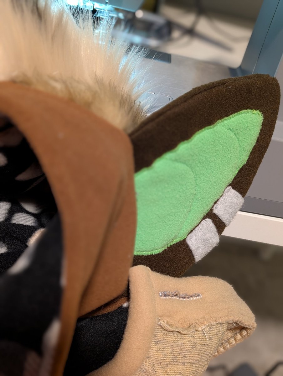 DizzignerClub's tweet image. Yeen coming soon...