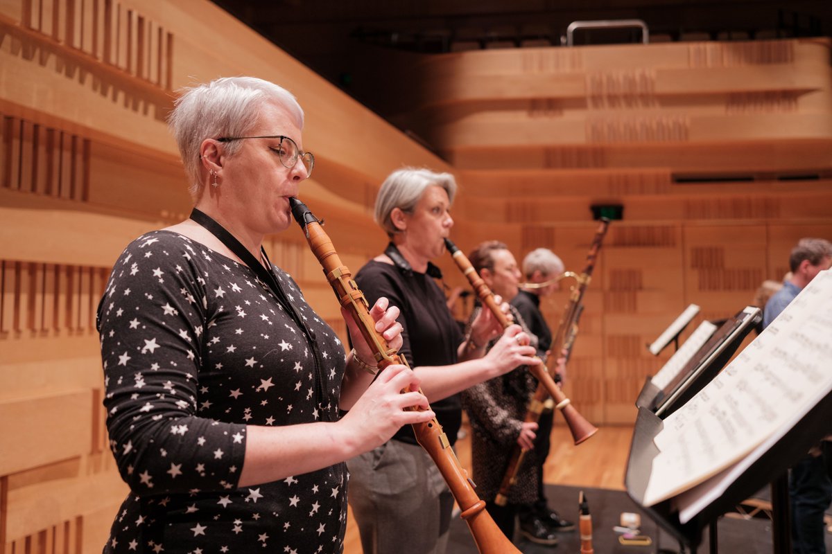 Australian Romantic & Classical Orchestra (@ausromclassorch) on Twitter photo Shoutout to all our fave #clarinettists on #IntlClarinetDay! We love you all, and that silky sound that makes #Classical and #Romantic music so luscious. Come hear more at our <a href="/PeninsulaSMF/">Peninsula Festival</a> concerts featuring historical #bassetclarinet!🌞Tickets: arco.org.au/peninsula-fest… #psmf25 Shoutout to all our fave #clarinettists on #IntlClarinetDay! We love you all, and that silky sound that makes #Classical and #Romantic music so luscious. Come hear more at our <a href="/PeninsulaSMF/">Peninsula Festival</a> concerts featuring historical #bassetclarinet!🌞Tickets: arco.org.au/peninsula-fest… #psmf25