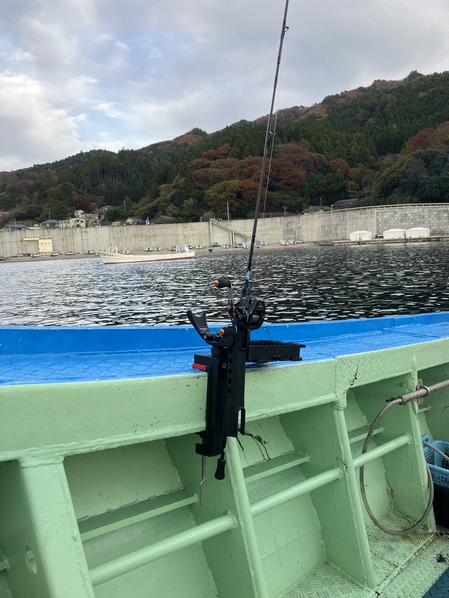 stream_climbing's tweet photo. 今季岩手ヤリイカイカメタル2戦目。
船中8割くらいセフィアユーザー。
エメラルダスは自分ぐらい笑 https://t.co/BRQeiauJLC