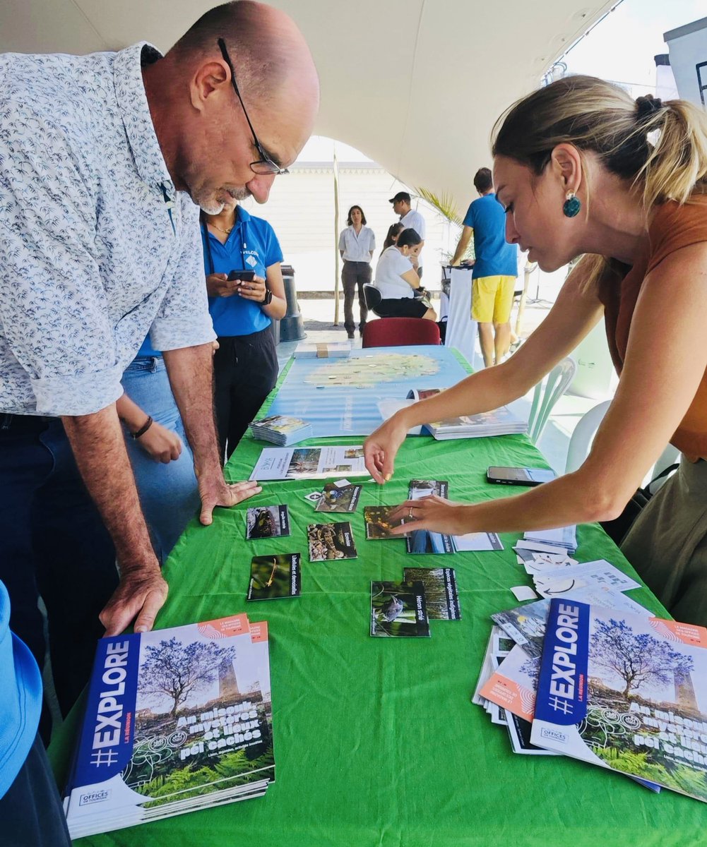 ReunionTourisme's tweet photo. L'Île de La Réunion Tourisme & la Fédération Réunionnaise de Tourisme présents à la 1ère édition du Forum des Activités de Pleine Nature avec l'Office de Tourisme de l'Est #LaReunion #gotoreunion https://t.co/vEnRwmH2M0