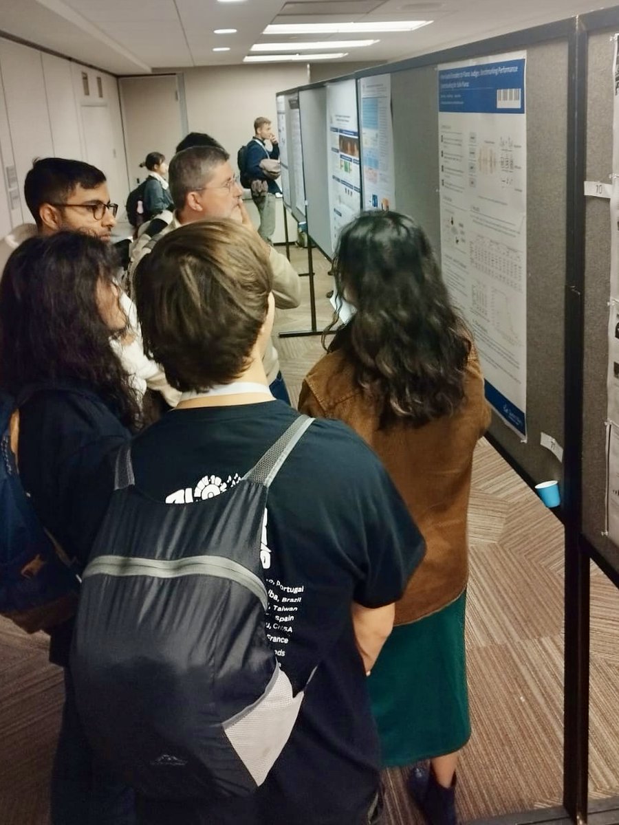 Huan (@huanzha80395890) on Twitter photo #ISMIR2024
I forgot to take selfie with my posters! photo cr my amazing labmates <a href="/c4dm/">C4DM at QMUL</a>
Thrilled to present my two works on music performance understanding / education in my first in-person ISMIR conference 🇺🇸:
Paper: arxiv.org/pdf/2407.04518
LBD: arxiv.org/pdf/2410.03139 #ISMIR2024
I forgot to take selfie with my posters! photo cr my amazing labmates <a href="/c4dm/">C4DM at QMUL</a>
Thrilled to present my two works on music performance understanding / education in my first in-person ISMIR conference 🇺🇸:
Paper: arxiv.org/pdf/2407.04518
LBD: arxiv.org/pdf/2410.03139
