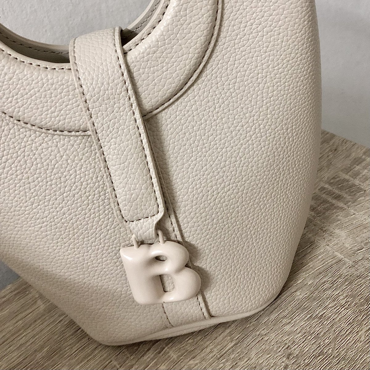 kenapa takde orang cakap pasal bag ni?! cantik gila nampak very cutesy &amp; classy 😫🤍
