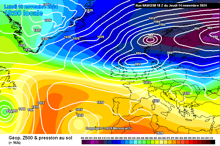 PvForecast's tweet image. #polarlow #norway monday(evening)