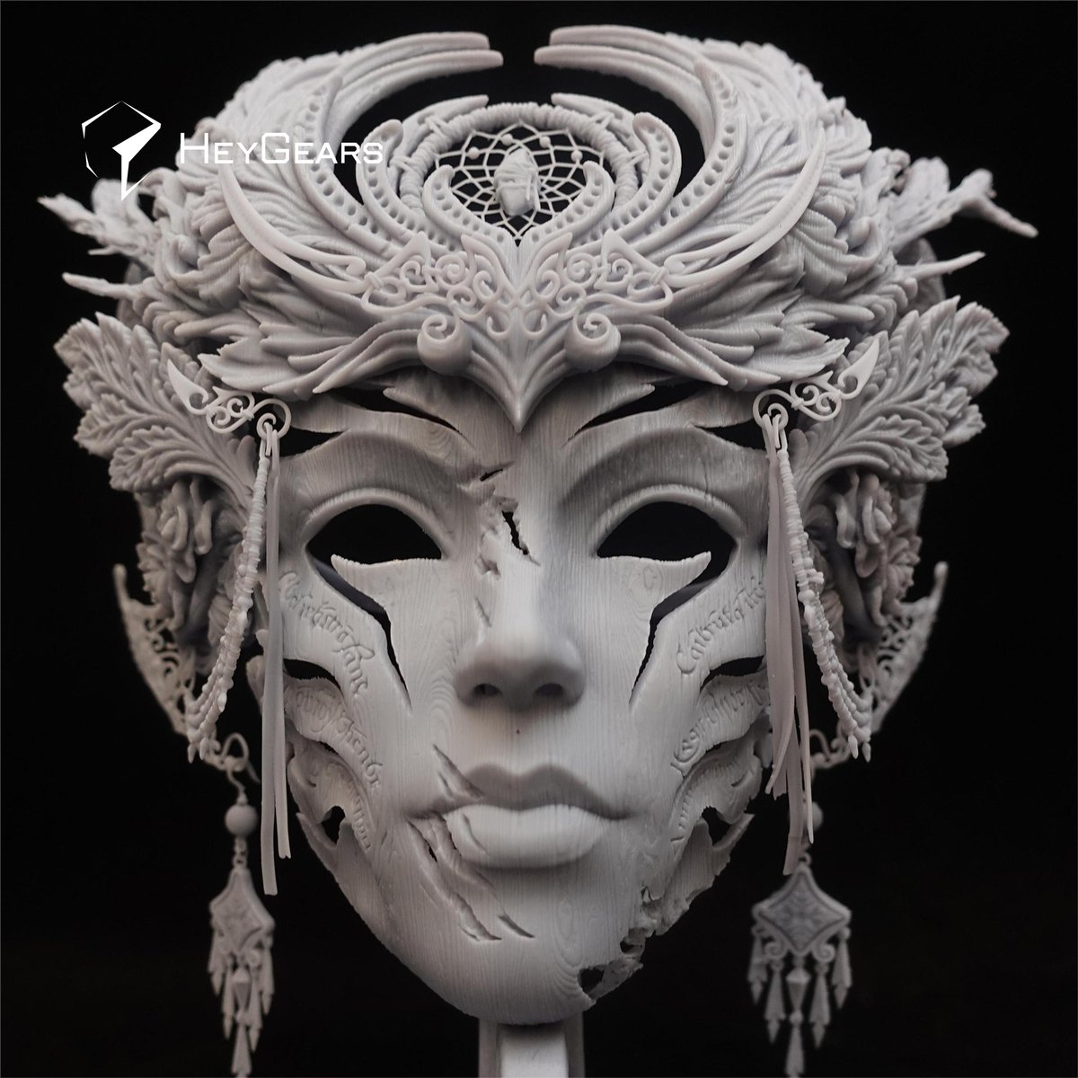 HeyGears3D's tweet photo. An amazing #3Dprinted project using the UltraCraft Reflex RS and PAS10 resin. Check out the realistic wood-like texture details!
Get ready for #BlackFridayDeals: https://t.co/0OmZUOsuU4
Elven Mask model created by Black Forge Games.
#HeyGears #ShapeYourIdeas #BlackFridaySale https://t.co/Y5HVcxYB7A