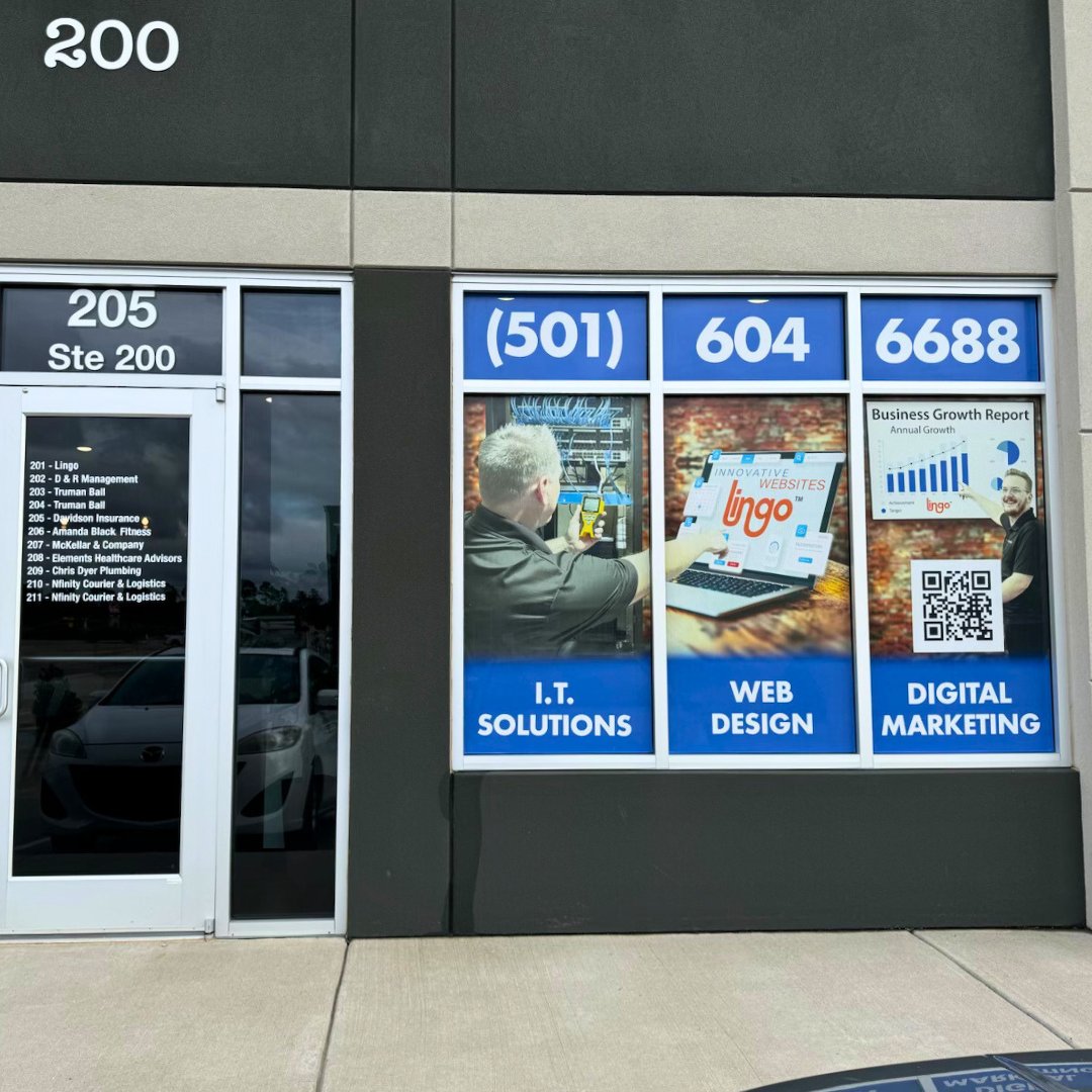 itjamescom's tweet photo. It took a lot of cleaning, patience, and Gatorade, but our sign is officially up! What do we think? 👇 https://t.co/9BuNpZgnX6