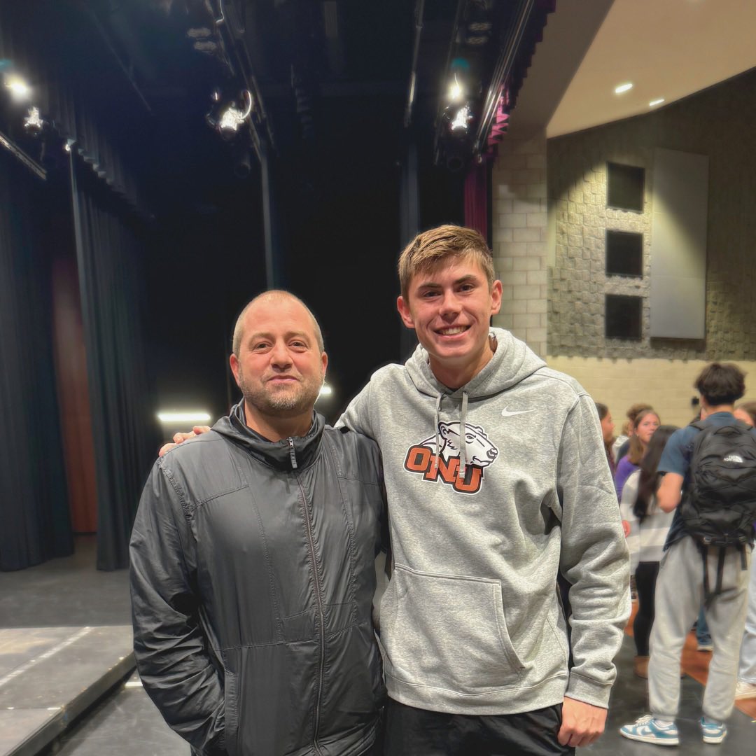 gabe_kitchen's tweet photo. Thank you Avon Boys Soccer for all the support! I especially want to thank all my teammates & Coach for coming out to signing day yesterday, it wouldn’t have been the same without you. A big thank you to Coach Chris Dore for believing in me all these years. I wouldn’t be the player I am today without your guidance. Looking forward to what’s ahead…
@Avon_BoysSoccer @avoneagles @ONU_Soccer