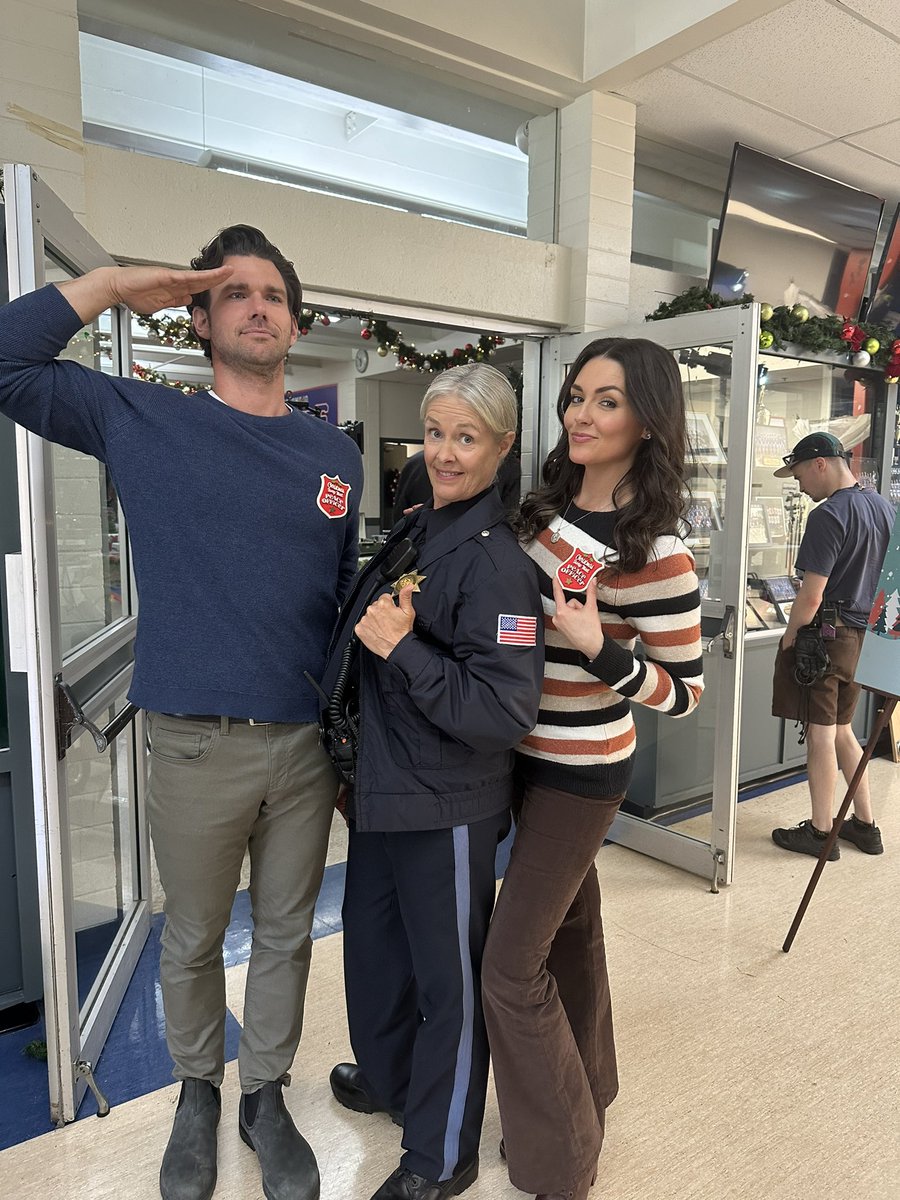 Taylor Cole (@taylorcole) on Twitter photo Peace Officers gave me a giggle 🤭 #areasonfortheseason <a href="/kevin_mcGarry/">Kevin Mcgarry</a> <a href="/racioto/">Rachel Hayward</a> <a href="/hallmarkmystery/">Hallmark Mystery</a> Peace Officers gave me a giggle 🤭 #areasonfortheseason <a href="/kevin_mcGarry/">Kevin Mcgarry</a> <a href="/racioto/">Rachel Hayward</a> <a href="/hallmarkmystery/">Hallmark Mystery</a>