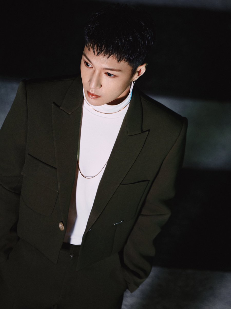 lay_studio's tweet image. 「𝙒𝙝𝙚𝙧𝙚 𝙬𝙚 𝙜𝙤𝙣𝙣𝙖 𝙩𝙪𝙧𝙣」
𝑳𝒐𝒗𝒆, always on the way.🔛

@layzhang digital single 𝑾𝒉𝒂𝒕 𝑨𝒃𝒐𝒖𝒕 𝑳𝒐𝒗𝒆 released.
#LAY #LayZhang #WhatAboutLove