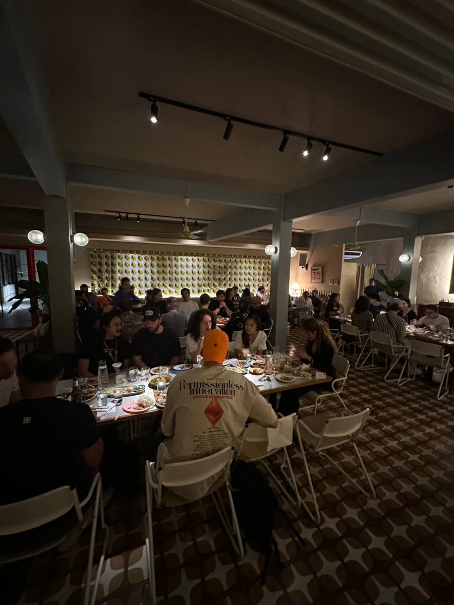 Para ✴️ (@get_para) on Twitter photo Immaculate vibes, immaculate food, and the best company 🍲
Huge thank you to <a href="/sprinter_ux/">Sprinter 💥</a> <a href="/delv_tech/">DELV ᛋ</a> <a href="/midnightciphers/">The Midnight Cipher Society</a> for cohosting a night full of inspiring conversations about the future of app UX and defi experiences ✨ Immaculate vibes, immaculate food, and the best company 🍲
Huge thank you to <a href="/sprinter_ux/">Sprinter 💥</a> <a href="/delv_tech/">DELV ᛋ</a> <a href="/midnightciphers/">The Midnight Cipher Society</a> for cohosting a night full of inspiring conversations about the future of app UX and defi experiences ✨