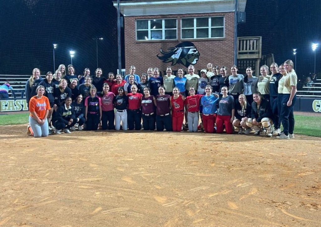 I had so much fun at the EC Fall league over the past few weeks. Thank you to all the coaches for taking your time to work with us!! <a href="/ECCCSoftball/">ECCC Softball</a> <a href="/ob_burns/">Olivia Burns</a> <a href="/brookefagan9/">BFAY</a> and coach white