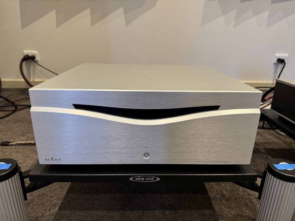 Absolute_Hi_End's tweet image. NEW ARRIVAL

Unboxing new Mono amplifiers - FLS-8 by Audia Flight

@AudiaFlight #audiaflight #audiaflightfls8 #audiaflightaustralia #highendaudio #monoblockamplifier #amplifier