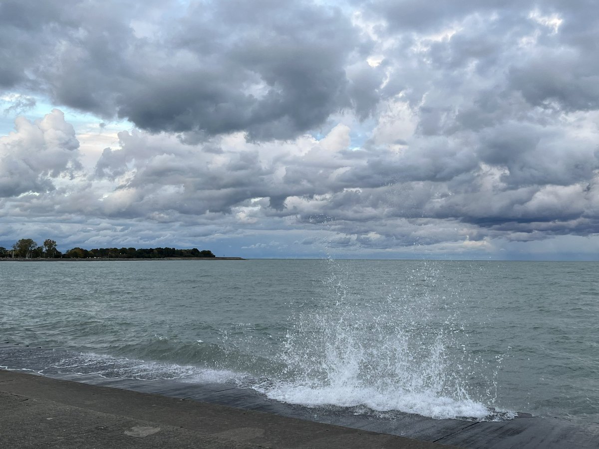 Windy City waves in Lakeview, Chicago. Photo (c) Alison B.