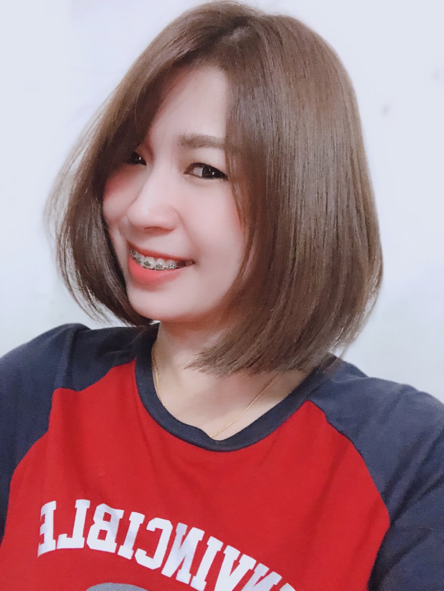tarrtar_22's tweet photo. อย่าพยายามทำตามใคร
แค่ทำตามใจเราก็พอ.😊😊#โสด #สาวโรงงาน #สาวแว่น https://t.co/LBk0ZybR2I