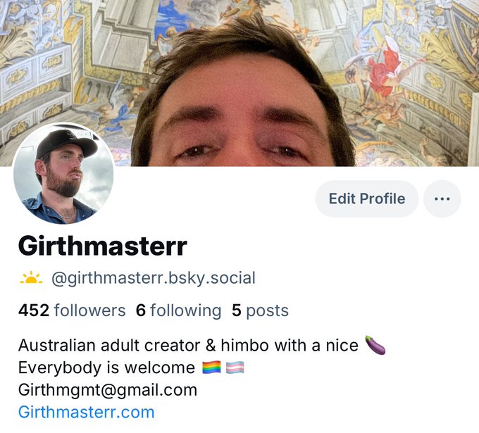 I made a profile on the friendly Twitter, come find me https://t.co/JcOQtoduDd