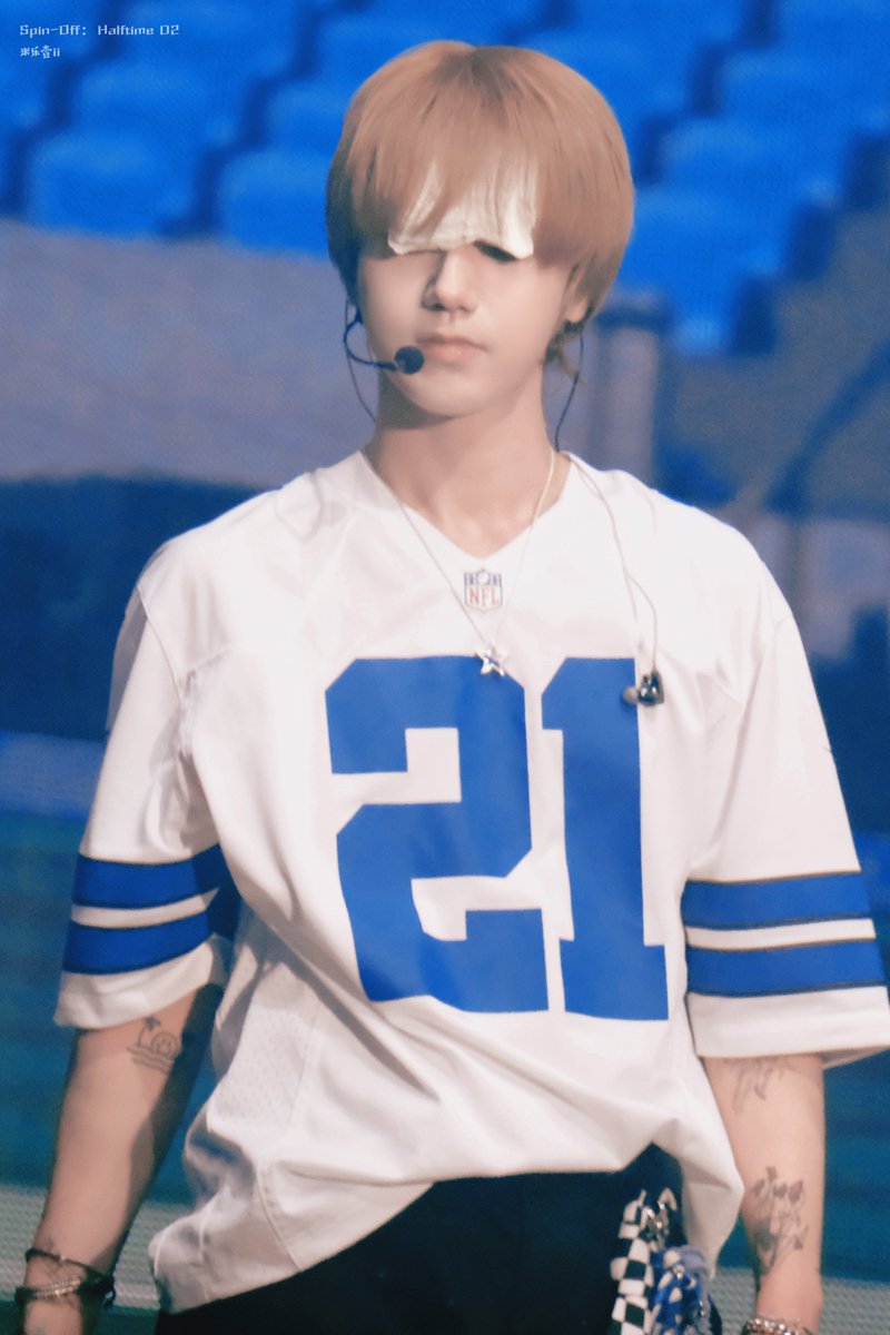 imqqqii17's tweet photo. missing June
#SuperShow_Spinoff_Halftime
#SpinOff_Halftime
#SUPERJUNIOR
#슈퍼주니어
#Yesung
#김강훈
#艺声
#金康熏
#예성
#イェソン https://t.co/8KBFQIzRYH