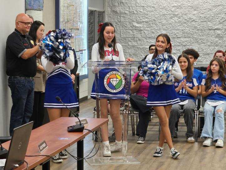 LHSchools's tweet image. 🇺🇸 @wmspatriots students presented on their impactful #afterschoolprograms Showcasing their experiences with Model United Nations (MUN), as well as their sports programs, fostering teamwork, dedication, and resilience. Great job, Patriots! 🇺🇸 #LHCSD