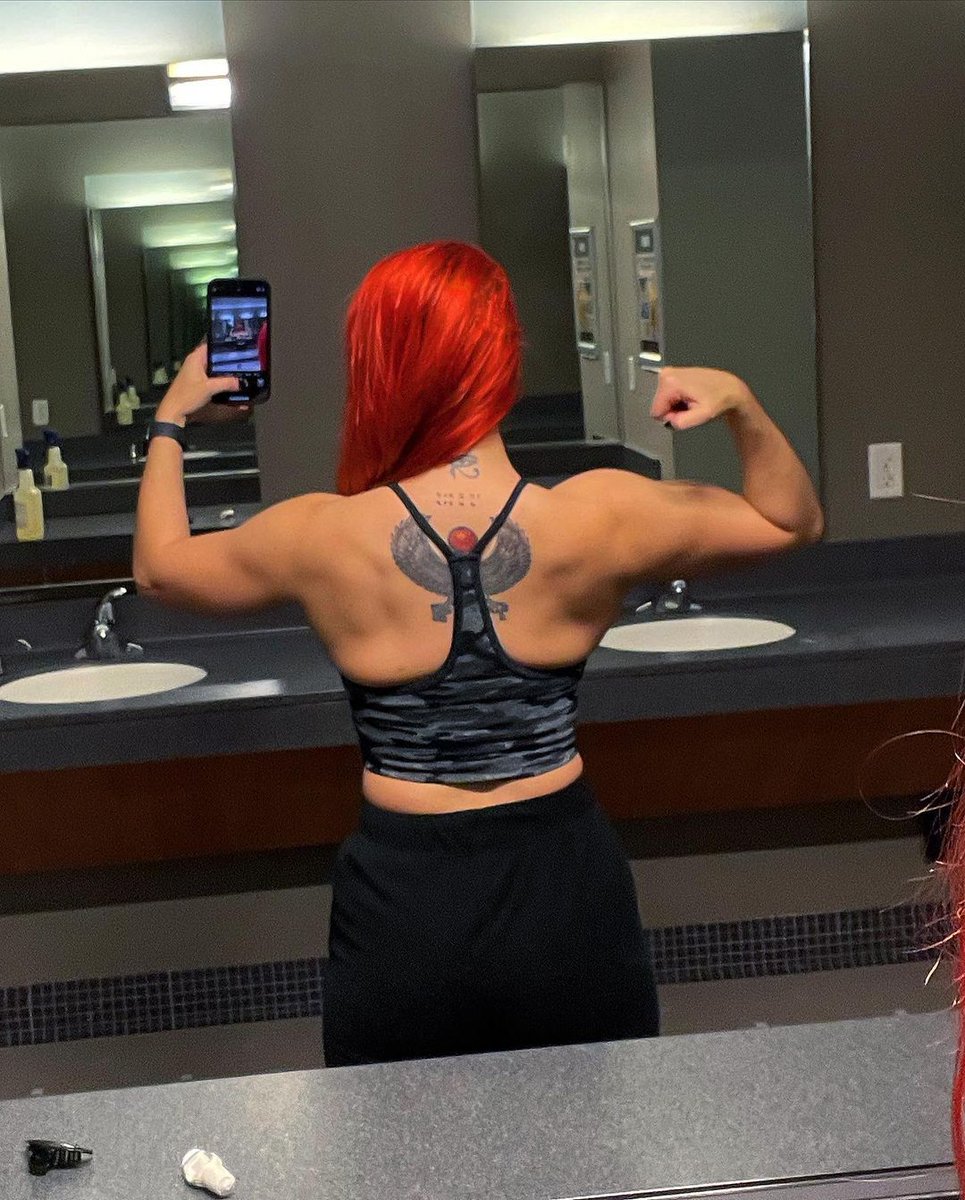 Havana last week. Roseau, Dominic this week. Still, no vacation. Amelia Hearts took revenge away from me last week. I'll get a piece of it back from here tomorrow. I'll be ready.