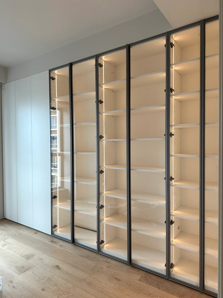 toqusdy's tweet photo. Finally completed my dream LEGO display cabinet! 🎉 Adjustable shelves, side lighting, and 2 months of organizing make it perfect for showcasing LEGO models. Ready for more builds! 🛠️✨
What's your favorite LEGO set to display?
#Toqusdy #LEGO #LEGODisplay #LegoDisplayCase https://t.co/rePDs7t5FS