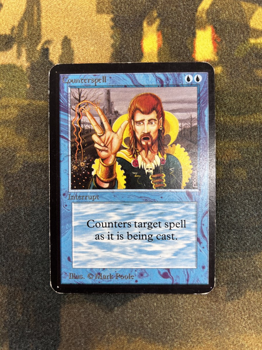 CardshopSerra's tweet image. 【商品情報】
Alpha版《対抗呪文/Counterspell》販売中です！

写真は状態EX-のものになります。
価格は118,000円で、状態GDの物もお求めやすい価格で在庫がございます！

alpha40、オールドスクールでプレイしている方、如何でしょうか？
cardshop-serra.com/mtg/products/d…
#MTG #Cardshop_Serra #alpha40