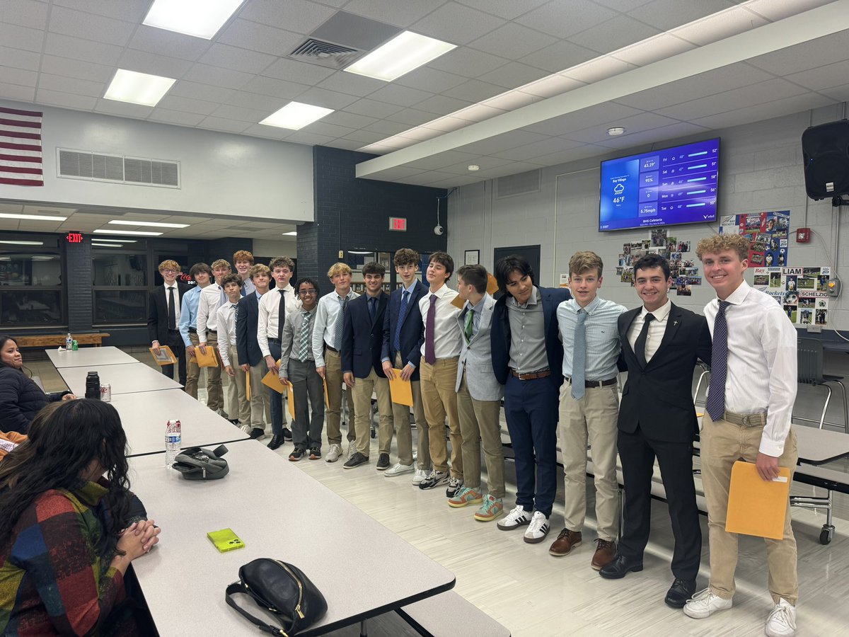 RobertDoughert5's tweet image. Bay Soccer 2024 that’s a wrap. Thanks for another great year. When you don’t get what want you get experience! Don’t Blink!