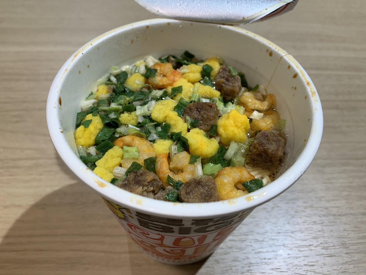 e231tokyo's tweet photo. 久々にカップヌードル🍜🤭 https://t.co/wpzWTLDQPr