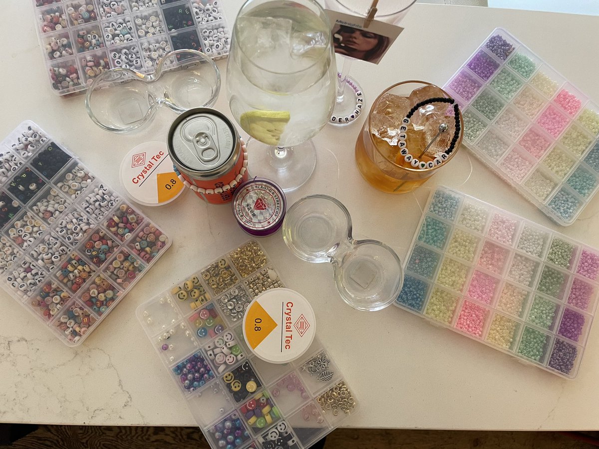 rnorgan13's tweet photo. For any swifties looking for stuff to do in Toronto this weekend come in to Simpl Things at 269 Dunn Ave. 3-5 all weekend we’re doing Swiftie Hour with free friendship bracelets , $12 cocktails and TSwift playlists! The vibes are also so adorable! 
#TaylorSwift #TorontoErasTour https://t.co/piKsU5zd33