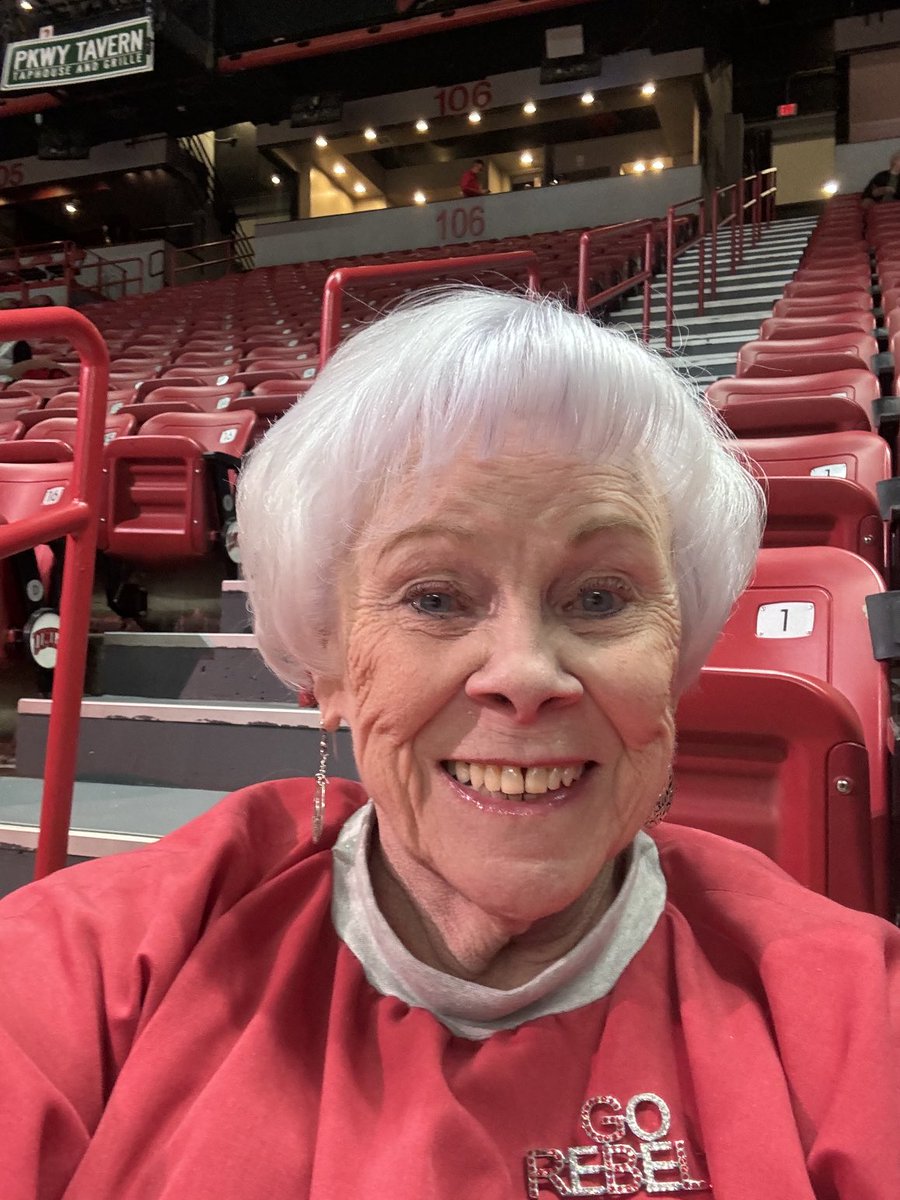 TheAuntieTut's tweet image. #TheRunninRebels  At the T&amp;amp;M tonight to watch the Rebels take on Omaha! By myself so far, but I have wonderful friends sitting behind me that even fed me!! #GOREBELSGO  ‼️