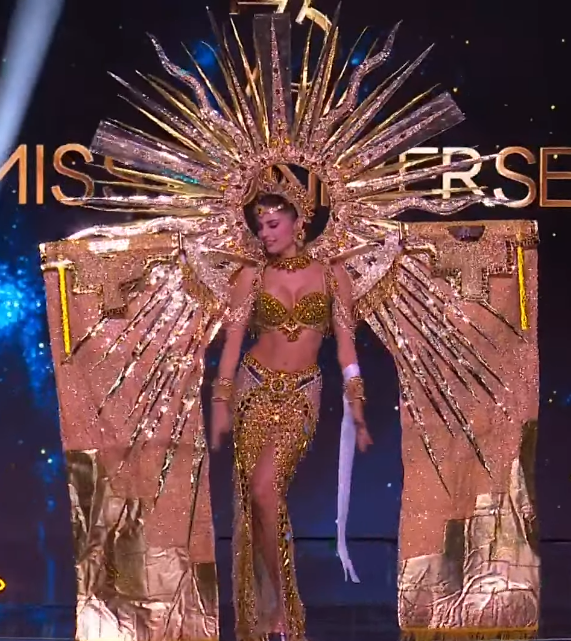 OtaraMia's tweet photo. En terminos de devorar , tati devoró ❤️🇵🇪 #MissUniverse #PreliminaryCompetition #MissUniverse2024 https://t.co/sPPWRByZN0