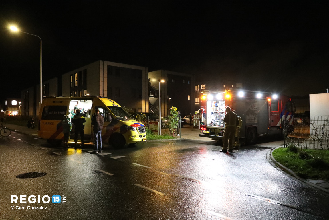 Keukenbrandje op de Boswoning in Honselersdijk, bewoners naar ziekenhuis