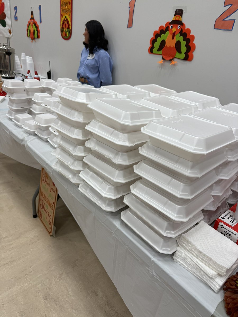 A TIME to give thanks as we bring our parents in for “Pies with Parents!” Thank you to everyone that attended and made it a successful event and Happy Thanksgiving 🦃🍁