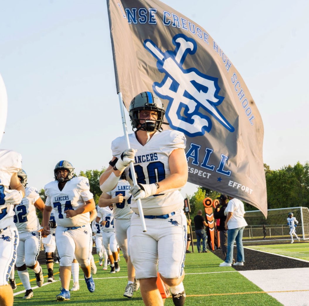 NashpAbramowicz's tweet photo. Thank you @lancercountry 💙
#LCOD
• ALL COUNTY 2ND TEAM
•ALL MAC TEAM
• 2X ALL CONFERENCE
• TEAM CAPTAIN
•IRON MAN AWARD
• NOTICED FOR LEADERSHIP
https://t.co/b08iwtI56S
DEFENSIVE LINE | 2025 | Uncommitted |
~ Nashpa2z@gmail.com ~ #5863891991 https://t.co/eIOHDxYY9h