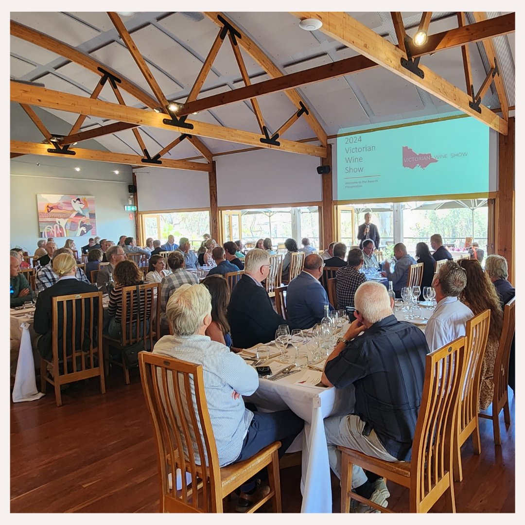 🏆 Congratulations to the Tahbilk Winemaking Team. We're pleased as punch! 

Tahbilk Winemaker Alan George picks up The Best Museum Wine Trophy, presented by the @vicwineshow at Tahbilk Estate Restaurant yesterday for the Tahbilk 2018 '1927 Vines' Marsanne.