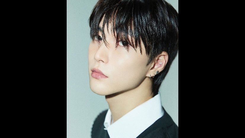 riizehq's tweet photo. SM YOU WILL NOT KEEP PRETENDING you care about seunghan you will NOT PRETEND YOU ARE preparing a comeback!!! 

You allowed bullying! never took legal actions and are LYING TO US AGAIN! 

SEUNGHAN WAS MEANT TO BE IN RIIZE NOW!!! 

#WEWANTSEUNGHANBACKTORIIZE https://t.co/knmsTEs9EQ