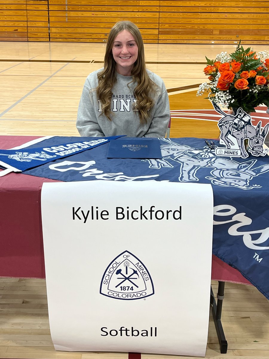 Co Stars - deThouars tweet media