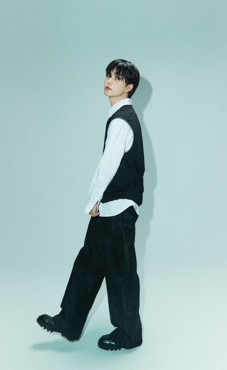 kchartsmaster's tweet photo. SM Entertainment shares SEUNGHAN official pictures. https://t.co/wkfx9YYoZJ