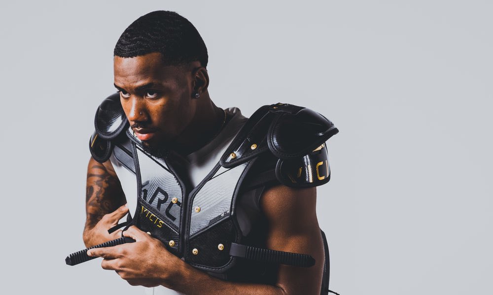 fbsupplydotcom's tweet photo. Vicis Arc Elite - in stock.
https://t.co/6qYhFaqlQn https://t.co/nOwJwmOYbU
