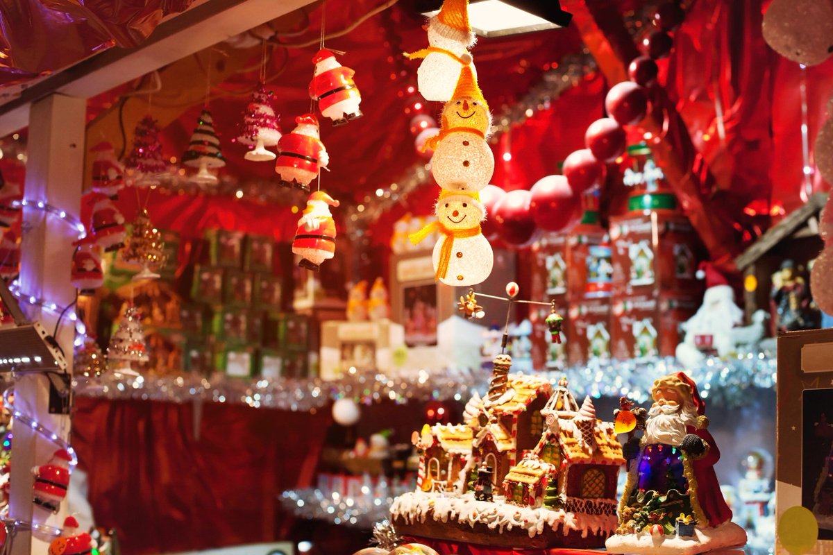 londonmutualcu's tweet photo. We're keeping it low-key this year" 😉
How much are Brits REALLY spending on Christmas? Our new guide breaks down the actual costs (and all those little white lies we tell ourselves about sticking to budgets!)
https://t.co/QAqcXr4OLR #Christmas2024 #ChristmasBudget https://t.co/ytw4r6T1tX