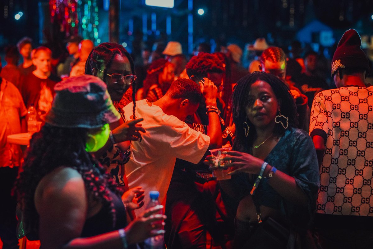 OpoyaFrancis's tweet image. A night of vibrant hues and rhythmic beats, the carnival is a living, breathing entity pulsed with energy and joy 🎼🎵🎶🔥🥳

#NyegeNyege2024 
#Tagevents