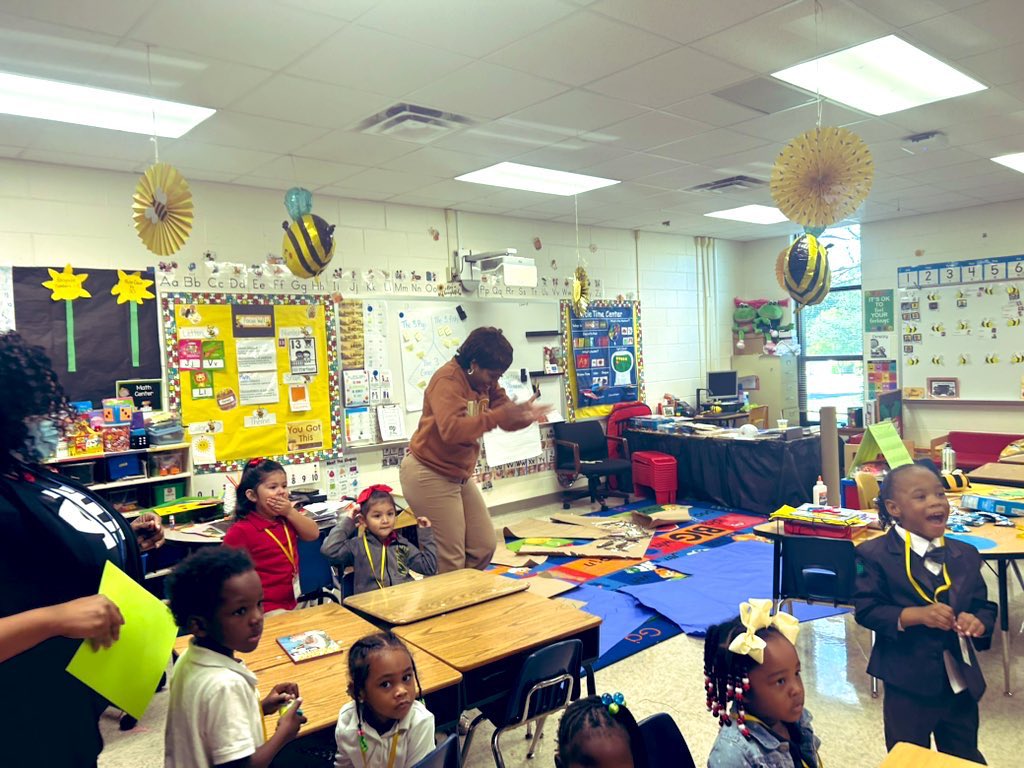 Plummer Elementary School tweet media