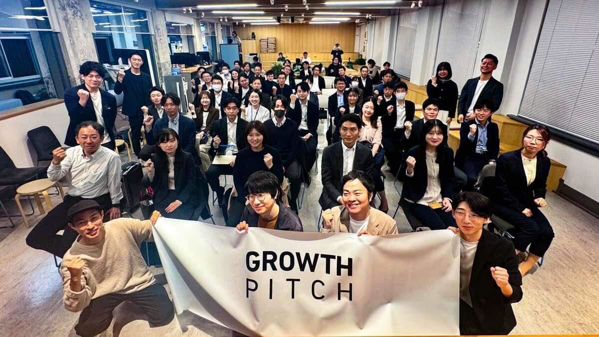 toypo_official's tweet photo. 昨日は弊社CPOの小神（@kansei1227）が”【Growth Pitch】店舗DX特集”に登壇しました！
当日は多くの方々に参加いただきありがとうございます！
小神の勇姿も合わせてご覧ください🤓 https://t.co/jM9Ds0stRy