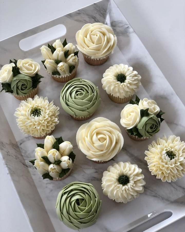lumiereshop_'s tweet photo. ⠀
⠀𝒞𝗈𝗆𝖻𝗈
ᅠ ⠀' #LemonLife '

– Cupcake.
– Buquê de flores. 
– Kit diverso.
– Morango com chocolate.

ᅠᅠᅠᅠ© Lumiere Shop.
⠀ https://t.co/nlaponrkKF